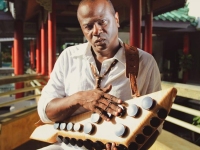 reggie-shoot-8-01-11-5153